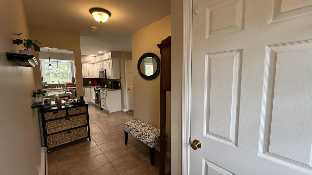 10 Outlook Lane Jericho VT 05465
