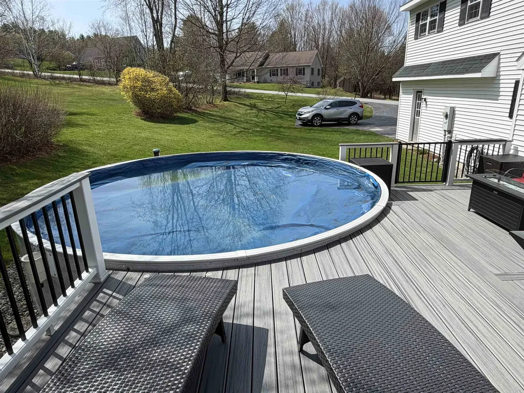 10 Outlook Lane Jericho VT 05465