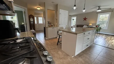 10 Outlook Lane Jericho VT 05465