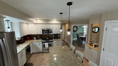 10 Outlook Lane Jericho VT 05465