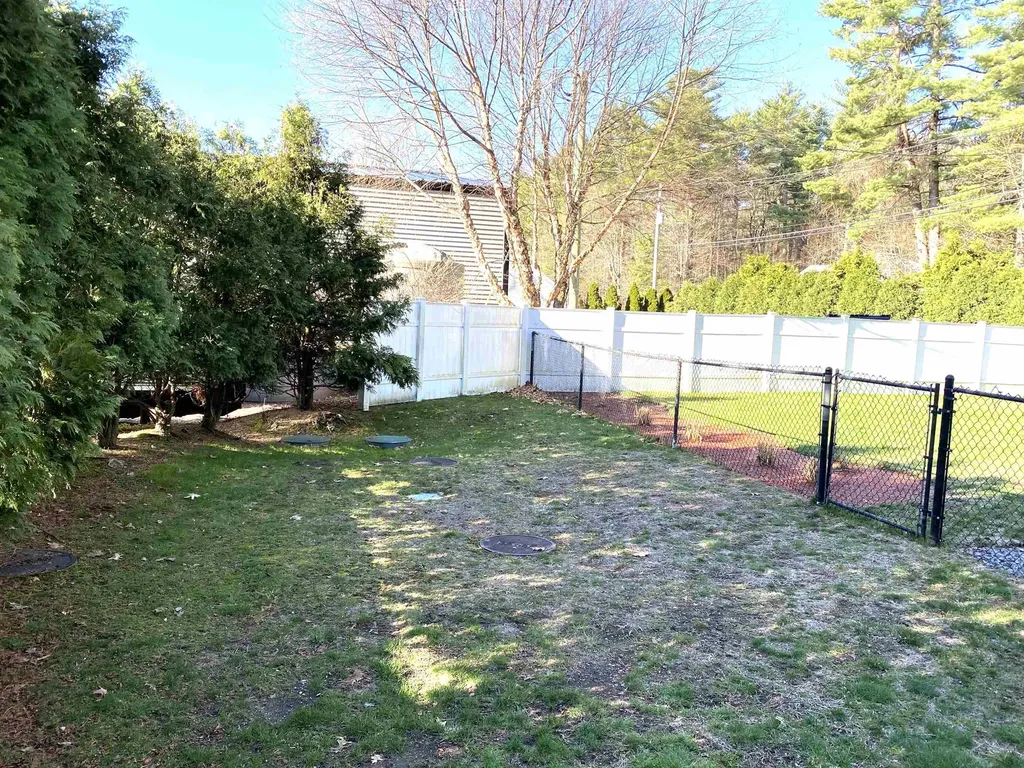 37 Lawrence Road Salem NH 03079