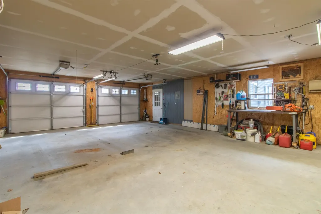 27 Baird Road Newark VT 05871