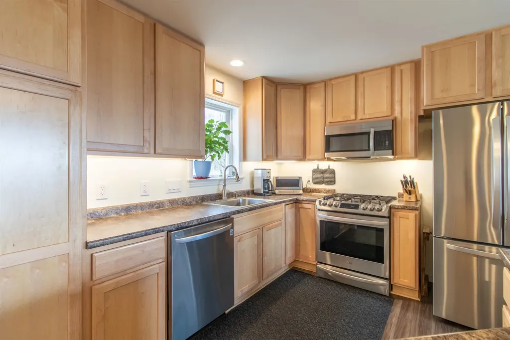 27 Baird Road Newark VT 05871