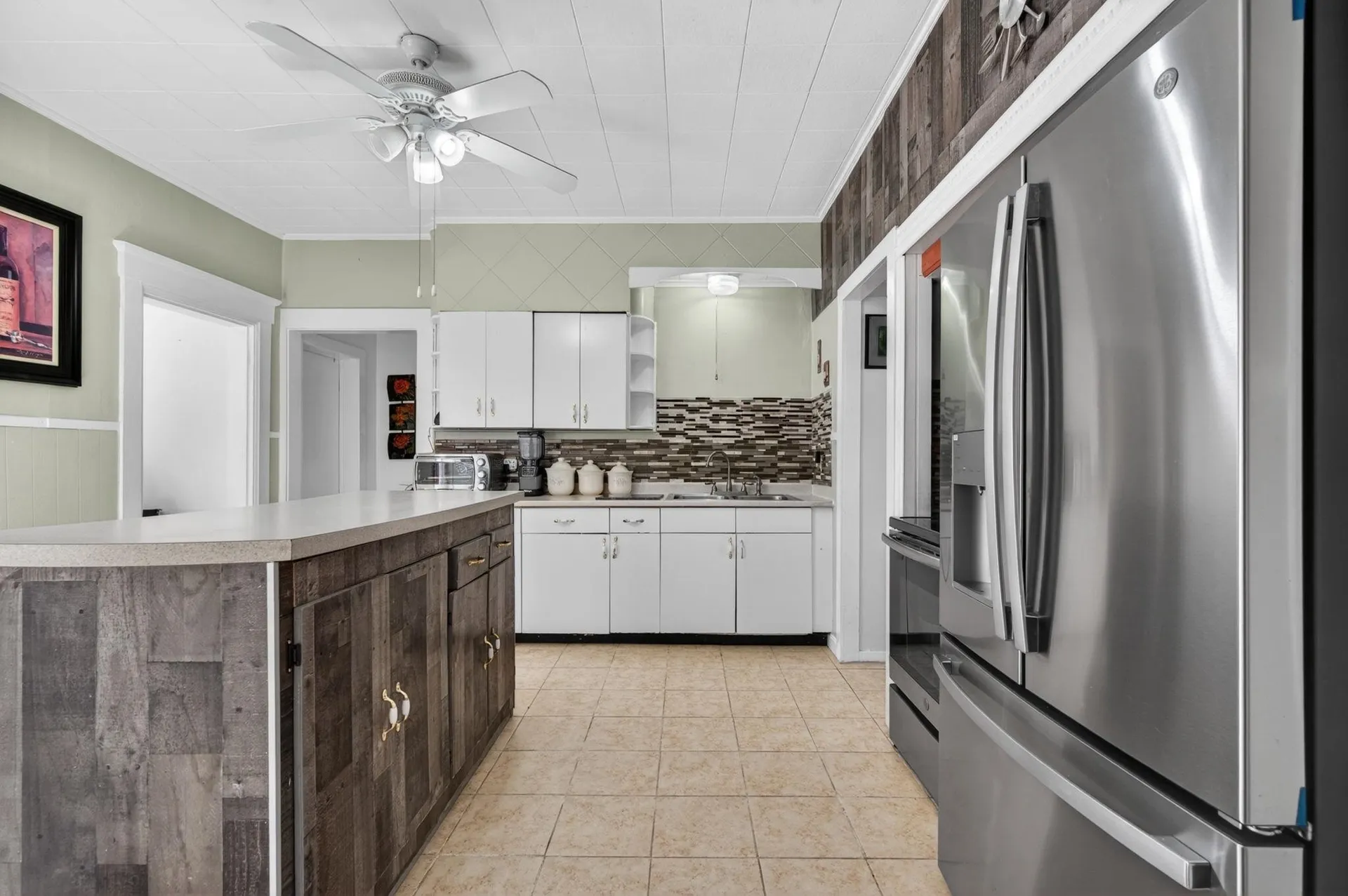 17 Academy Street Rochester NH 03867