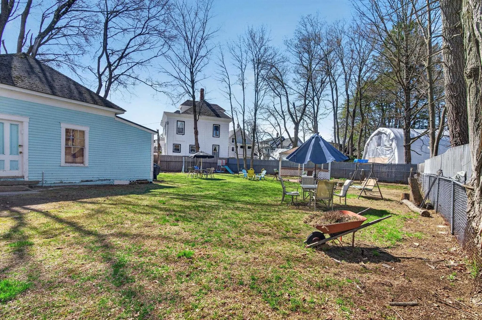 17 Academy Street Rochester NH 03867