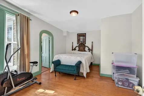 17 Academy Street Rochester NH 03867