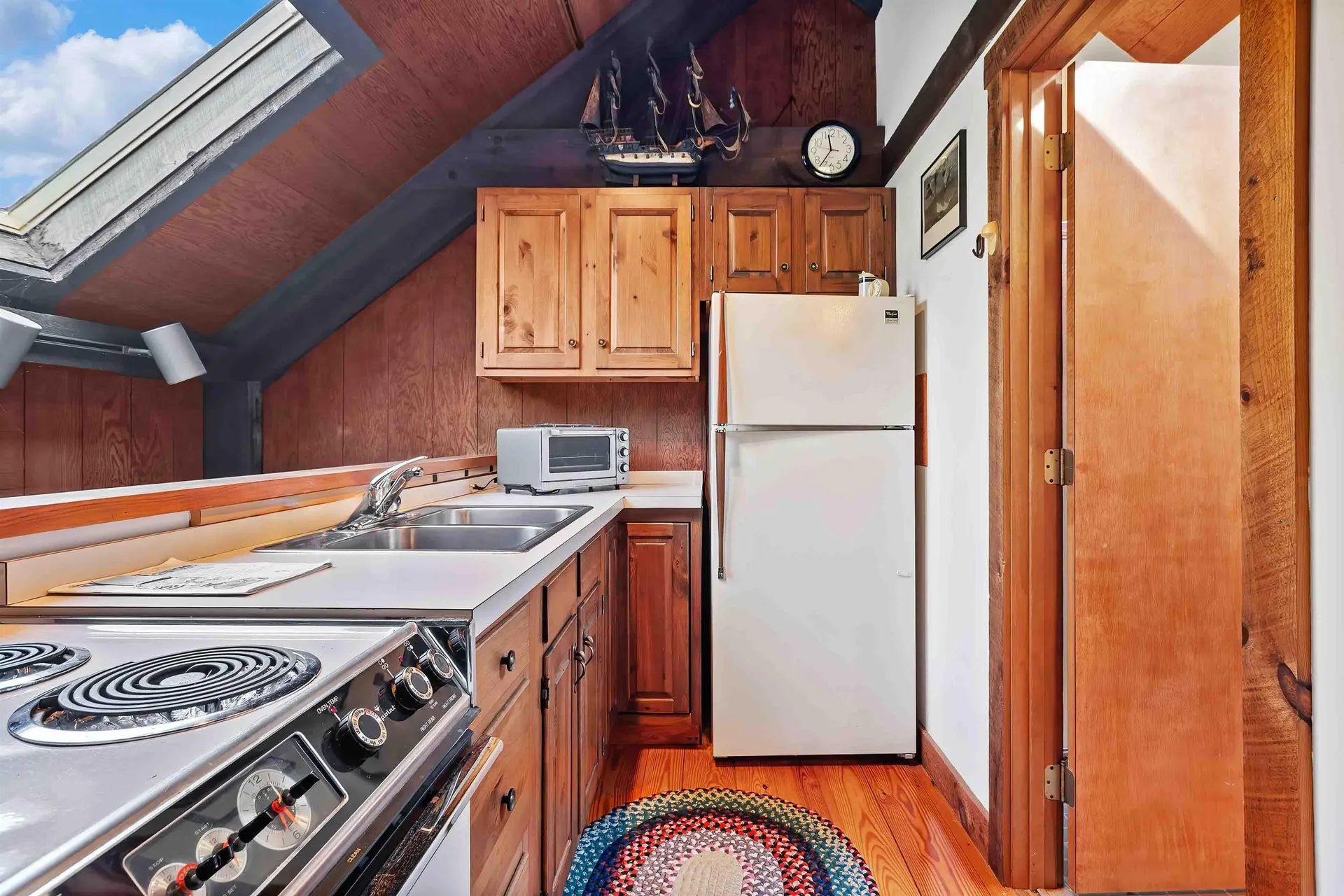109 South Cove Road New London NH 03257