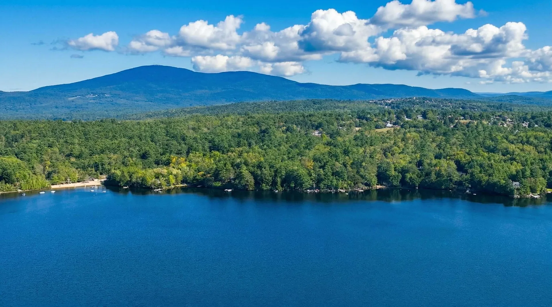 109 South Cove Road New London NH 03257