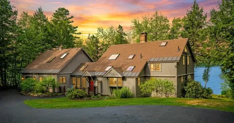 109 South Cove Road New London NH 03257