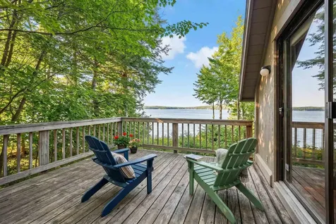 109 South Cove Road New London NH 03257