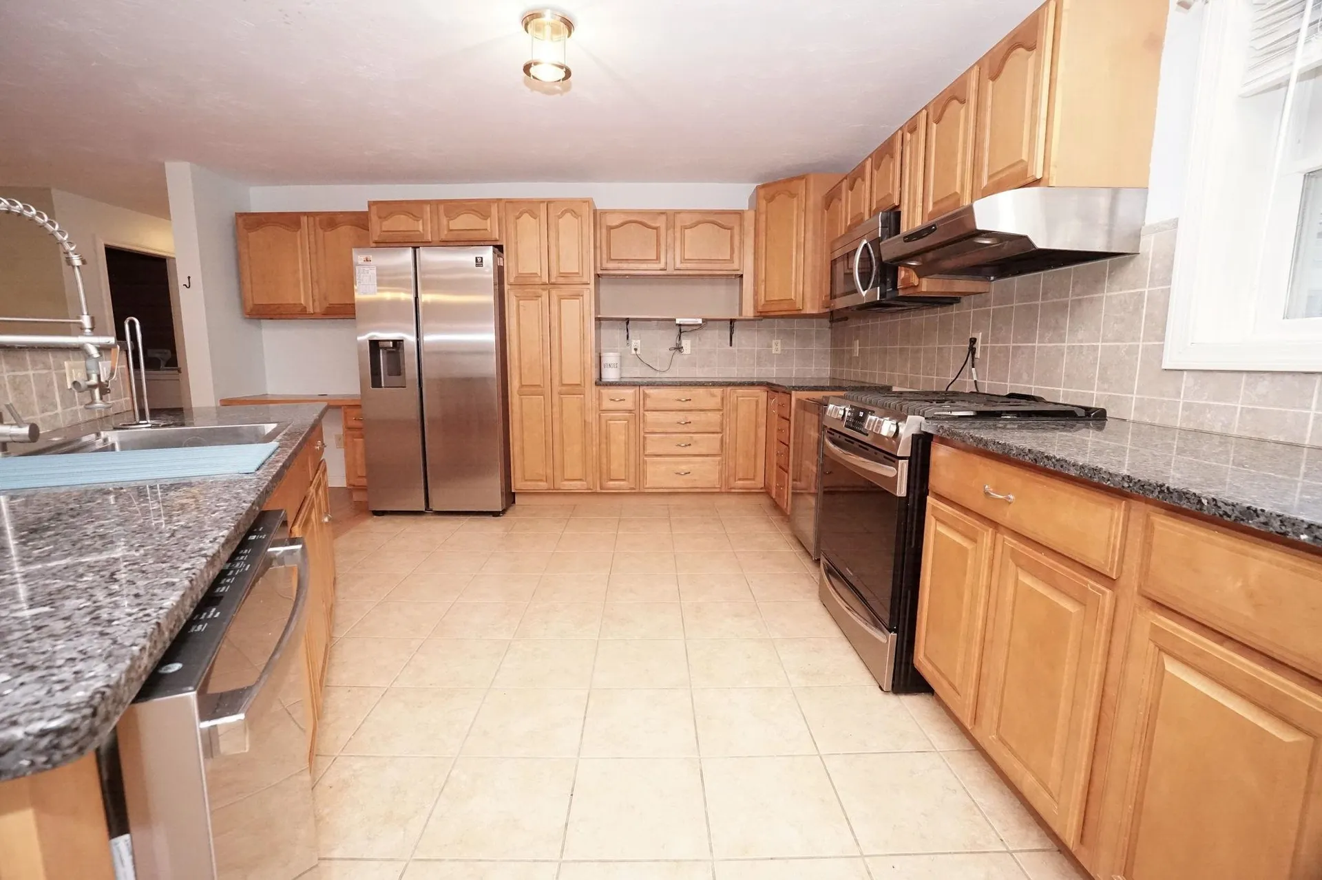140 Province Road Gilmanton NH 03237