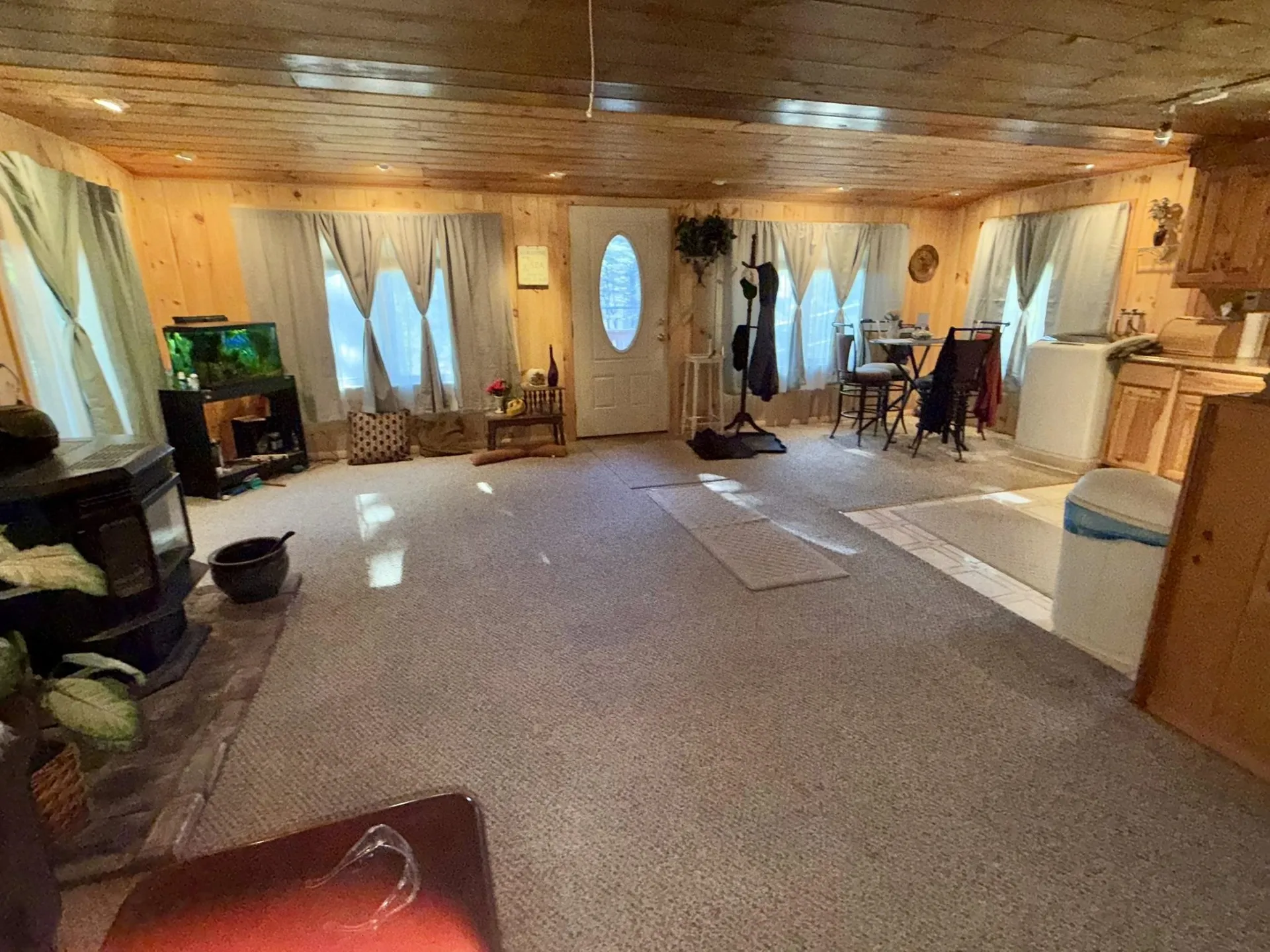 25 S Mayhew Road Hebron NH 03241