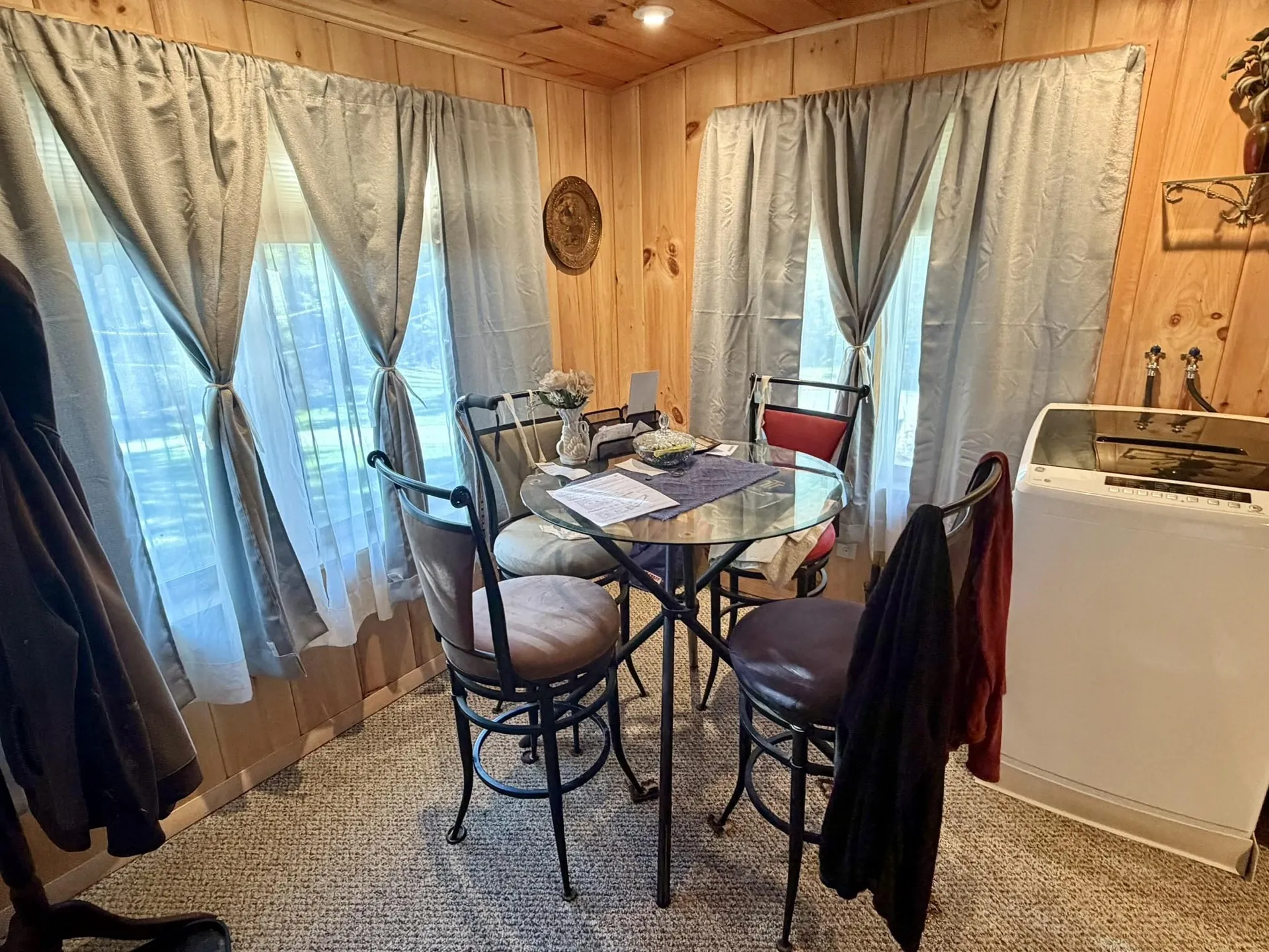 25 S Mayhew Road Hebron NH 03241