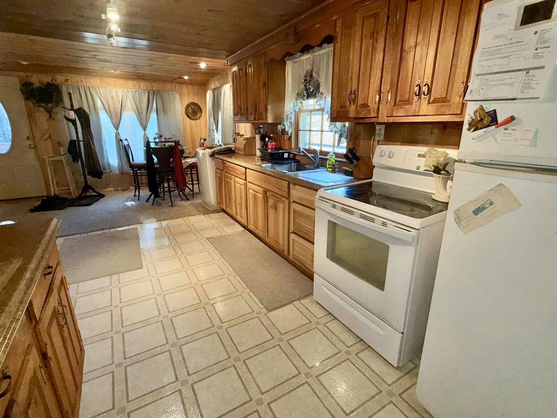 25 S Mayhew Road Hebron NH 03241