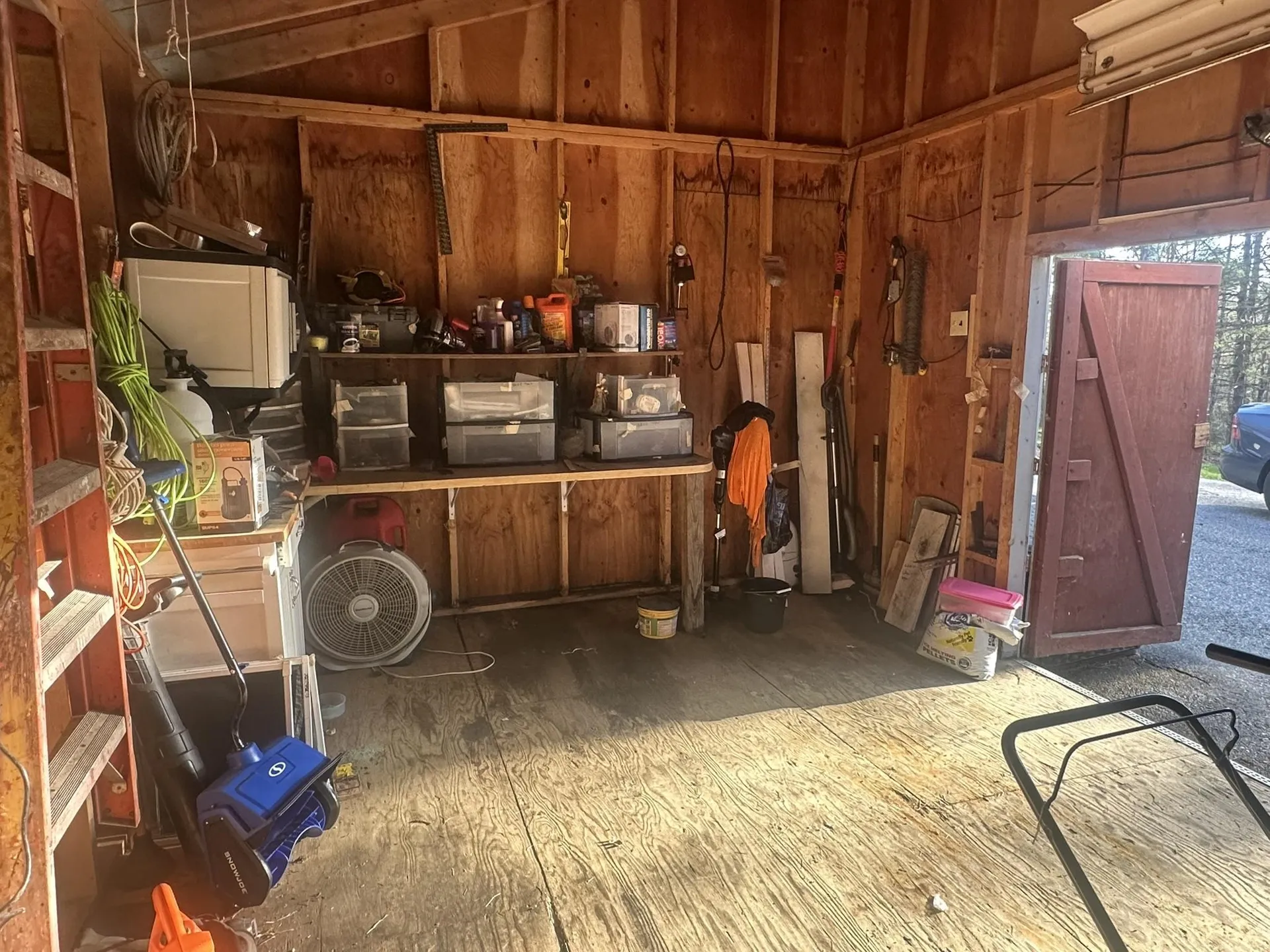 25 S Mayhew Road Hebron NH 03241