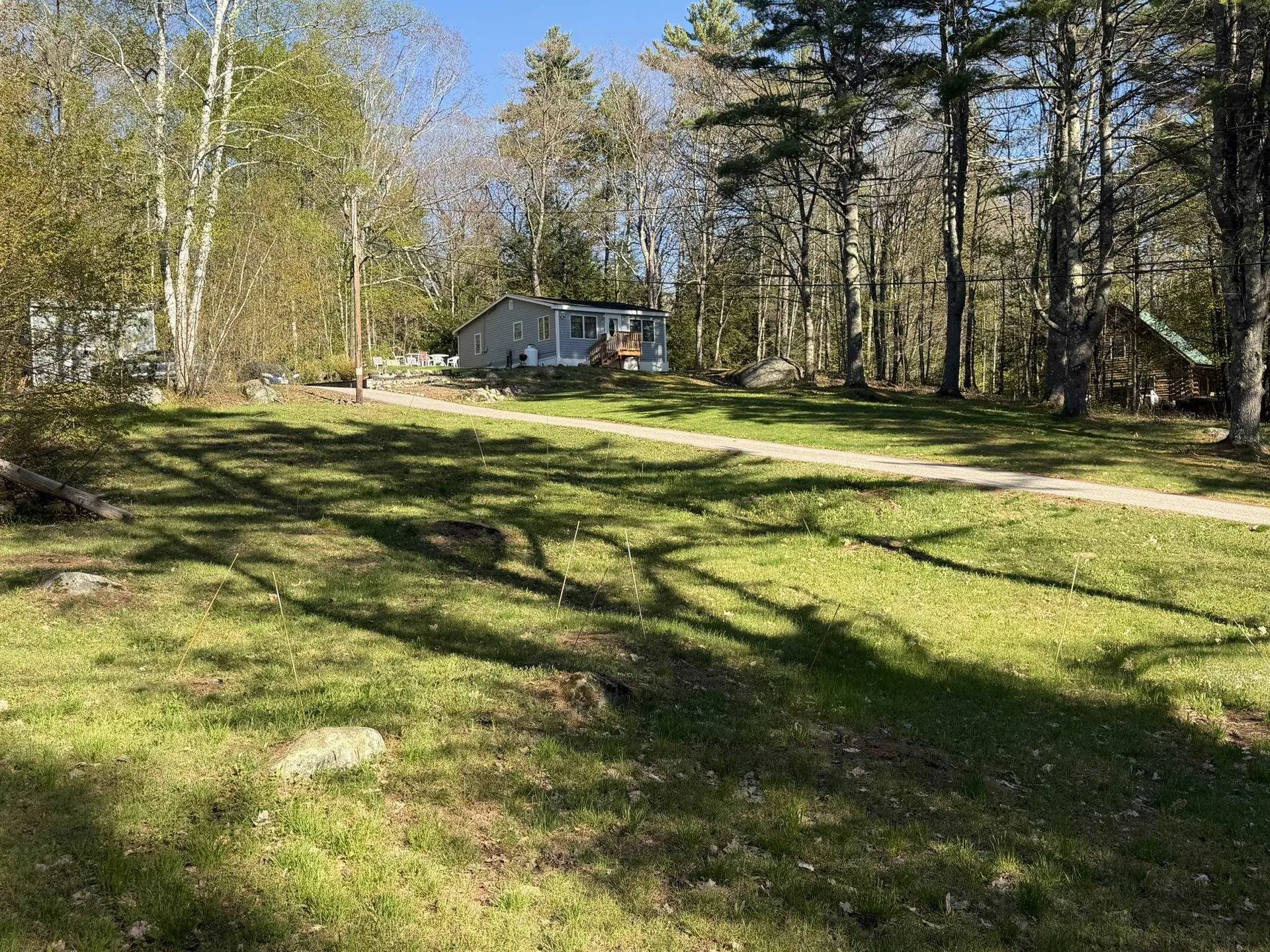 25 S Mayhew Road Hebron NH 03241