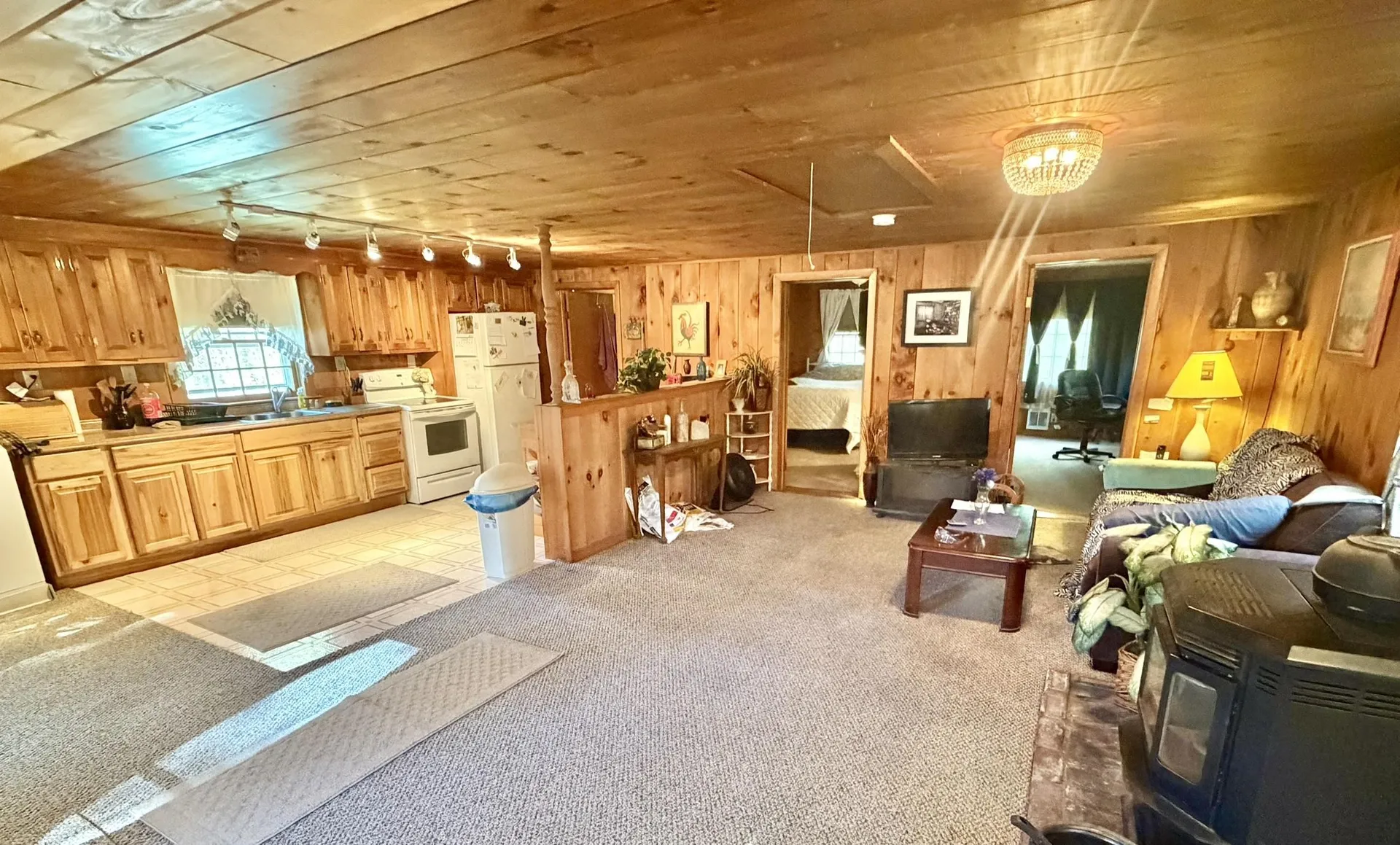 25 S Mayhew Road Hebron NH 03241