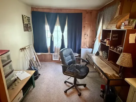 25 S Mayhew Road Hebron NH 03241