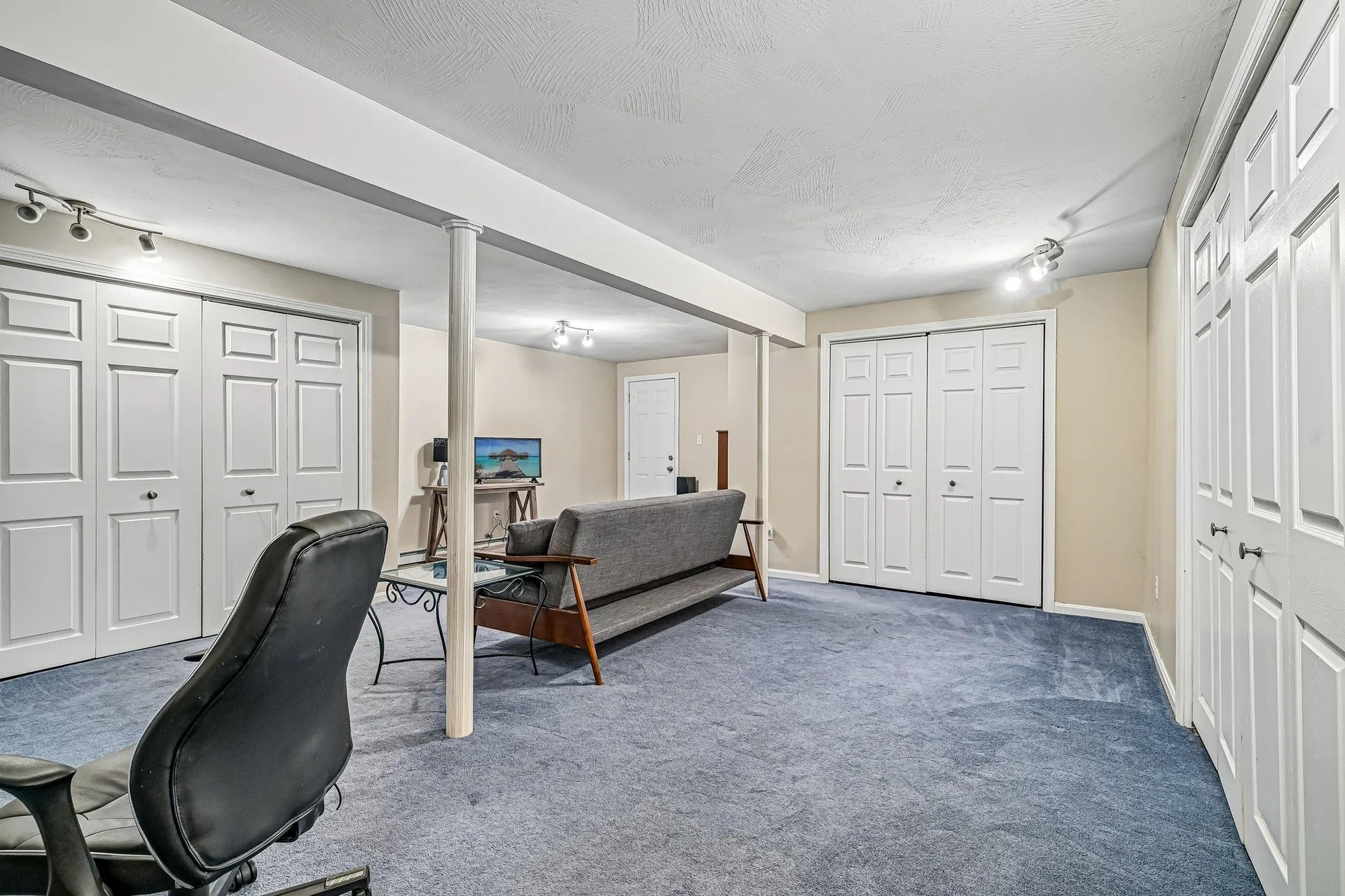 17 Seminole Road Hillsborough NH 03244