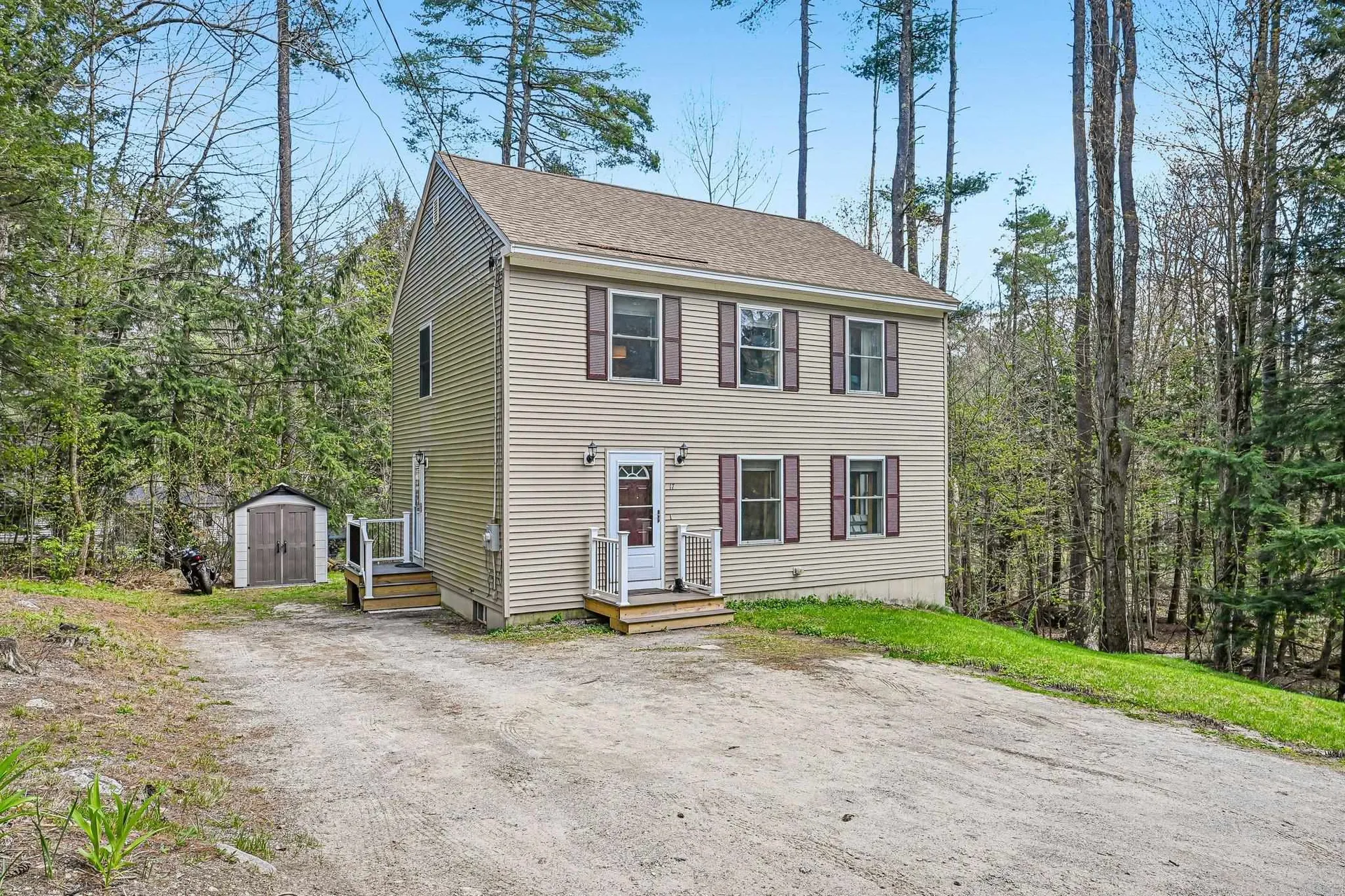 17 Seminole Road Hillsborough NH 03244
