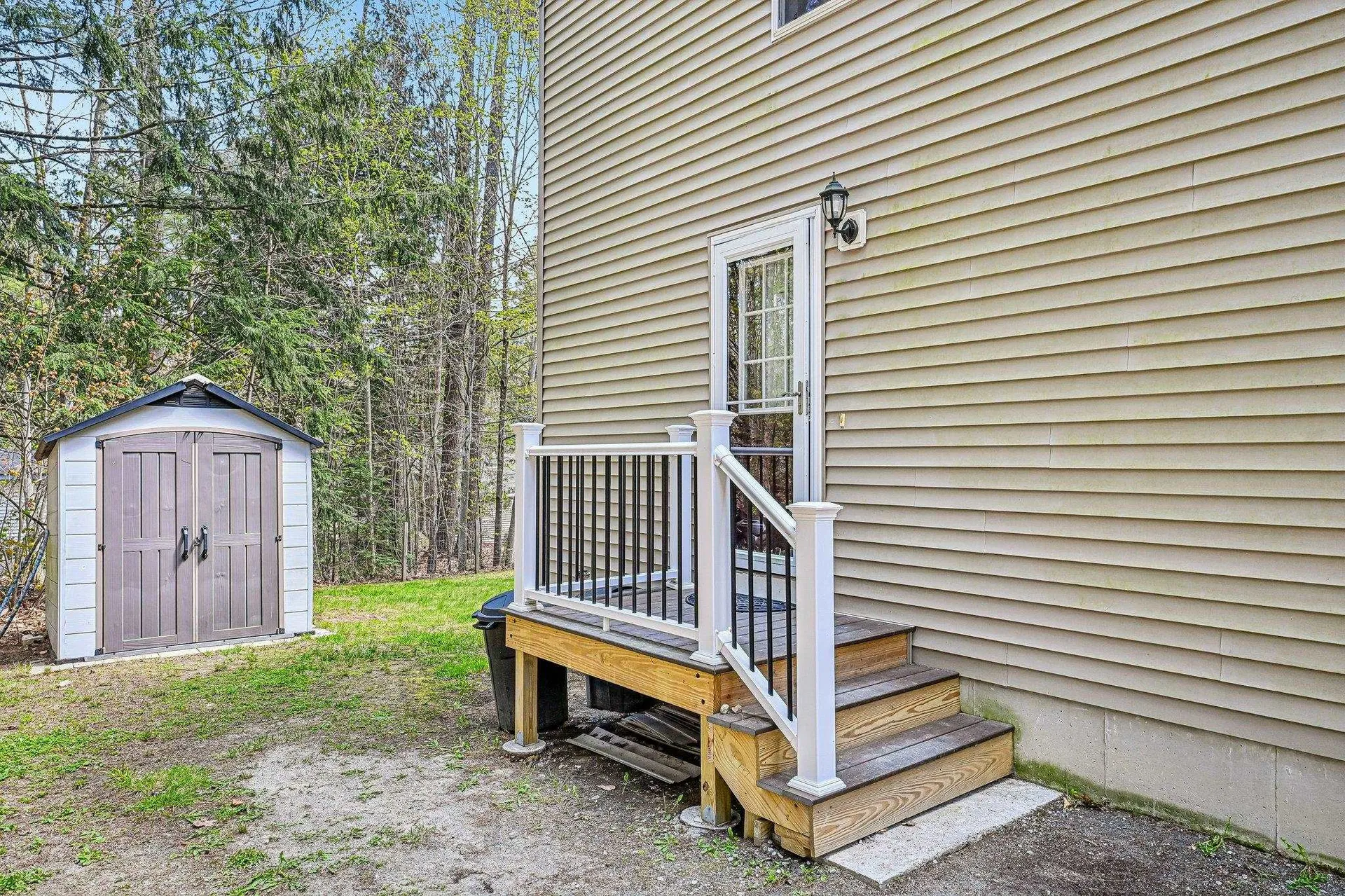 17 Seminole Road Hillsborough NH 03244