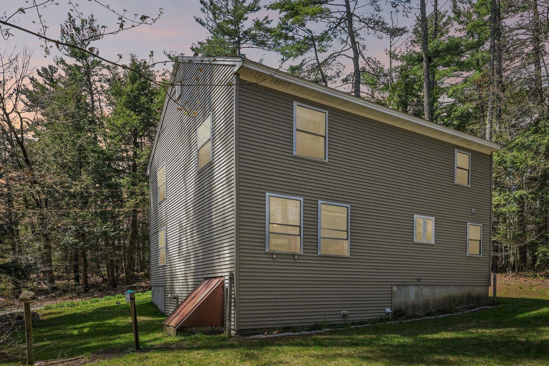 17 Seminole Road Hillsborough NH 03244