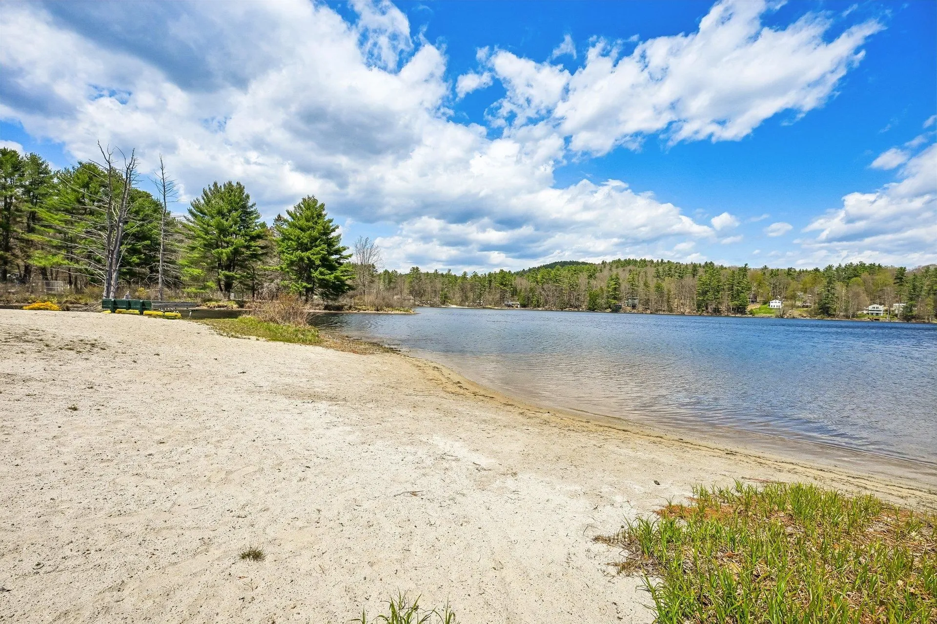 17 Seminole Road Hillsborough NH 03244