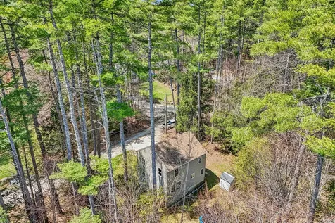 17 Seminole Road Hillsborough NH 03244