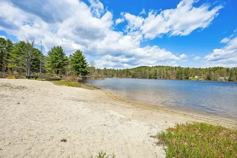 17 Seminole Road Hillsborough NH 03244