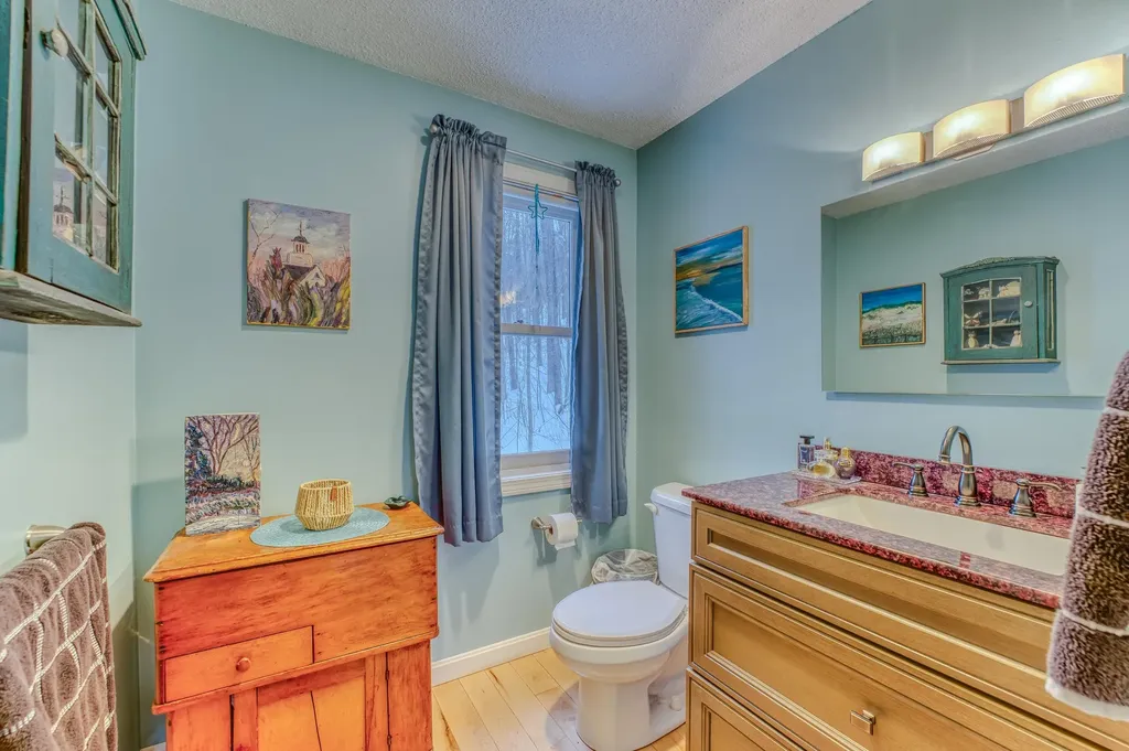 30 Porcupine Drive Campton NH 03223