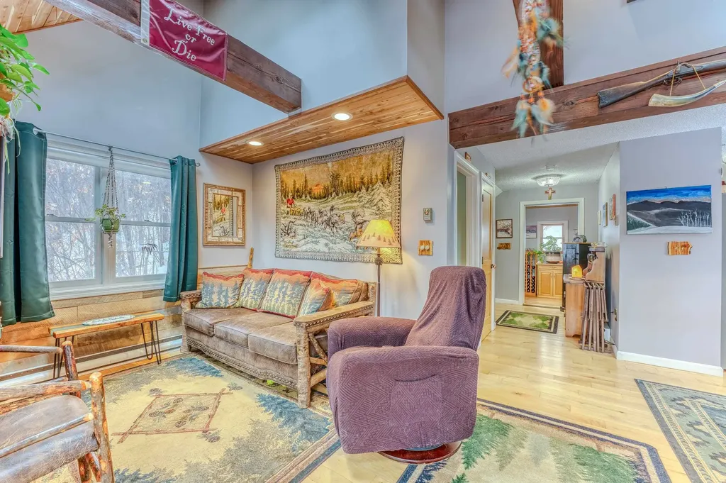 30 Porcupine Drive Campton NH 03223