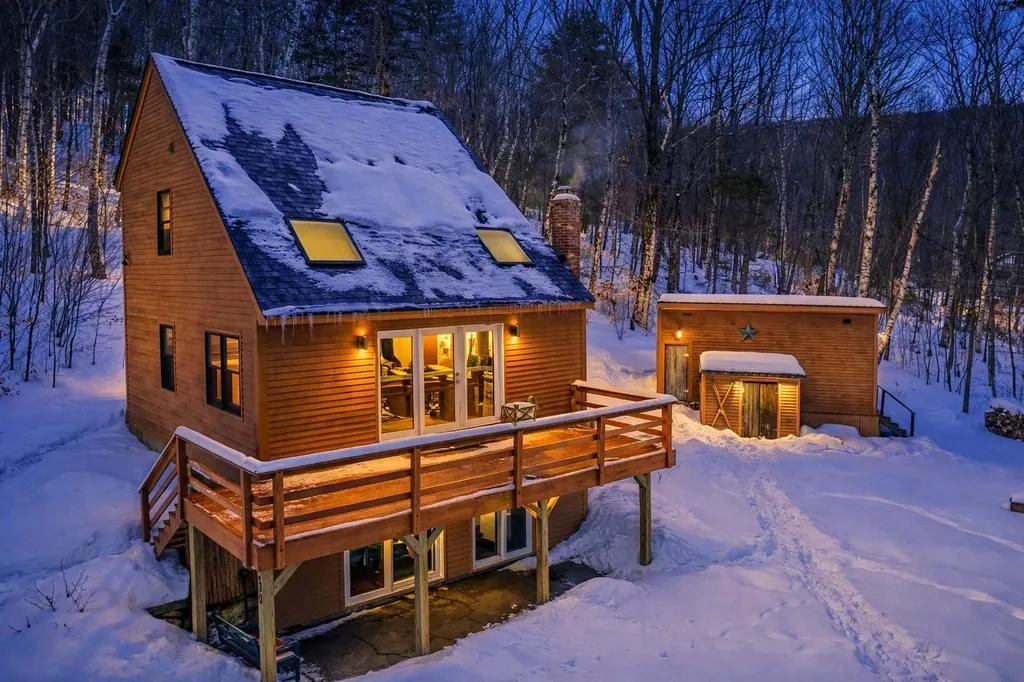 30 Porcupine Drive Campton NH 03223