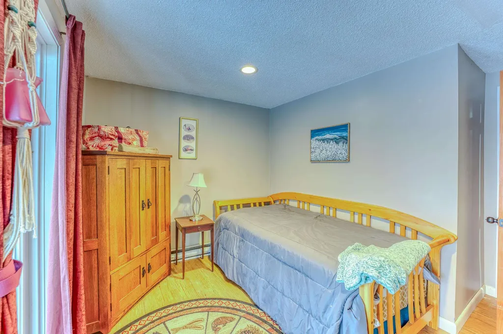 30 Porcupine Drive Campton NH 03223