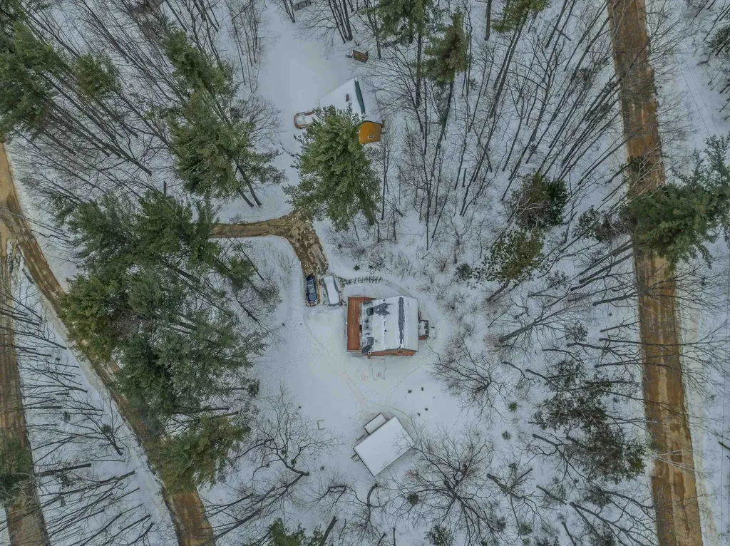 30 Porcupine Drive Campton NH 03223