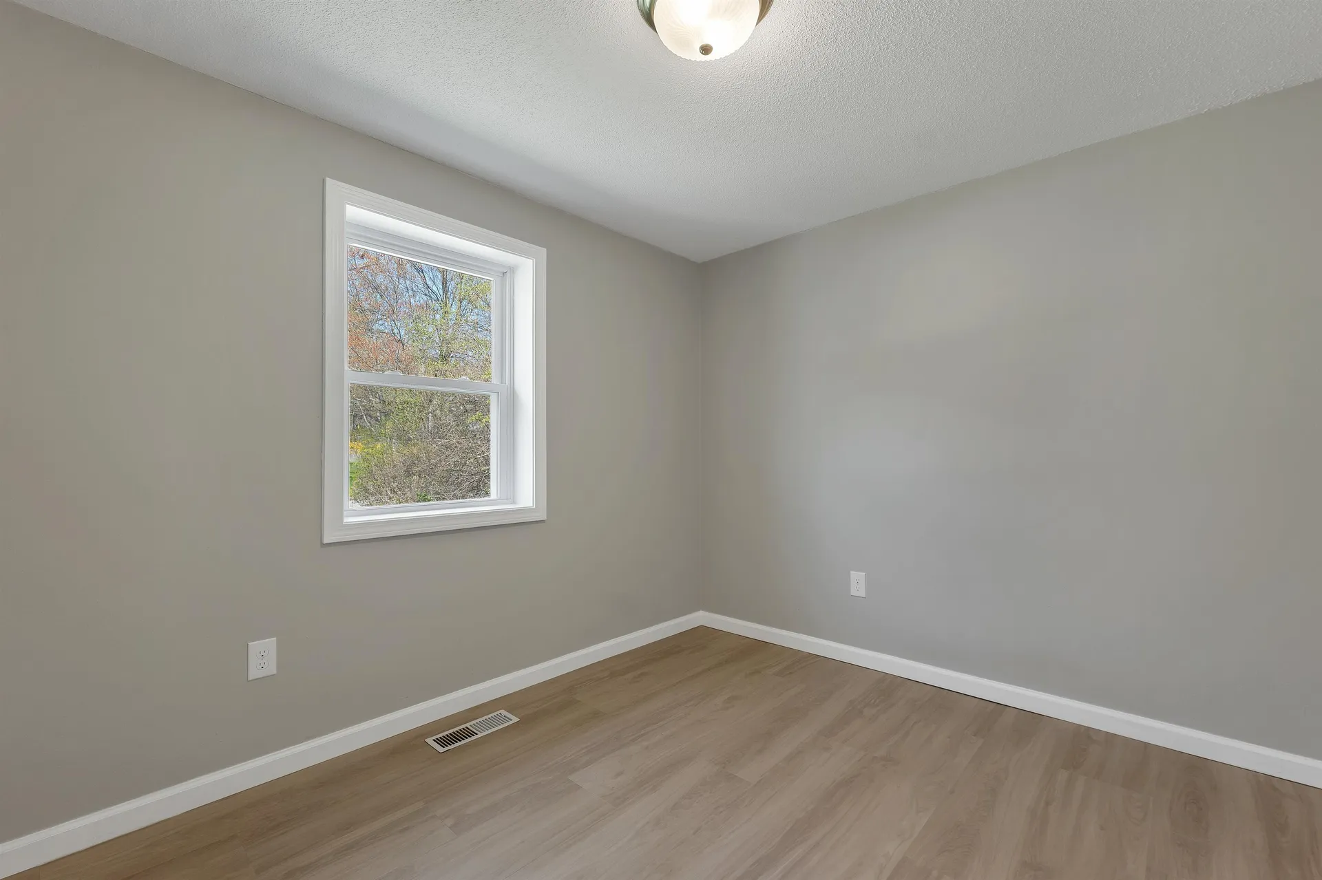 26 Packard Drive Merrimack NH 03054