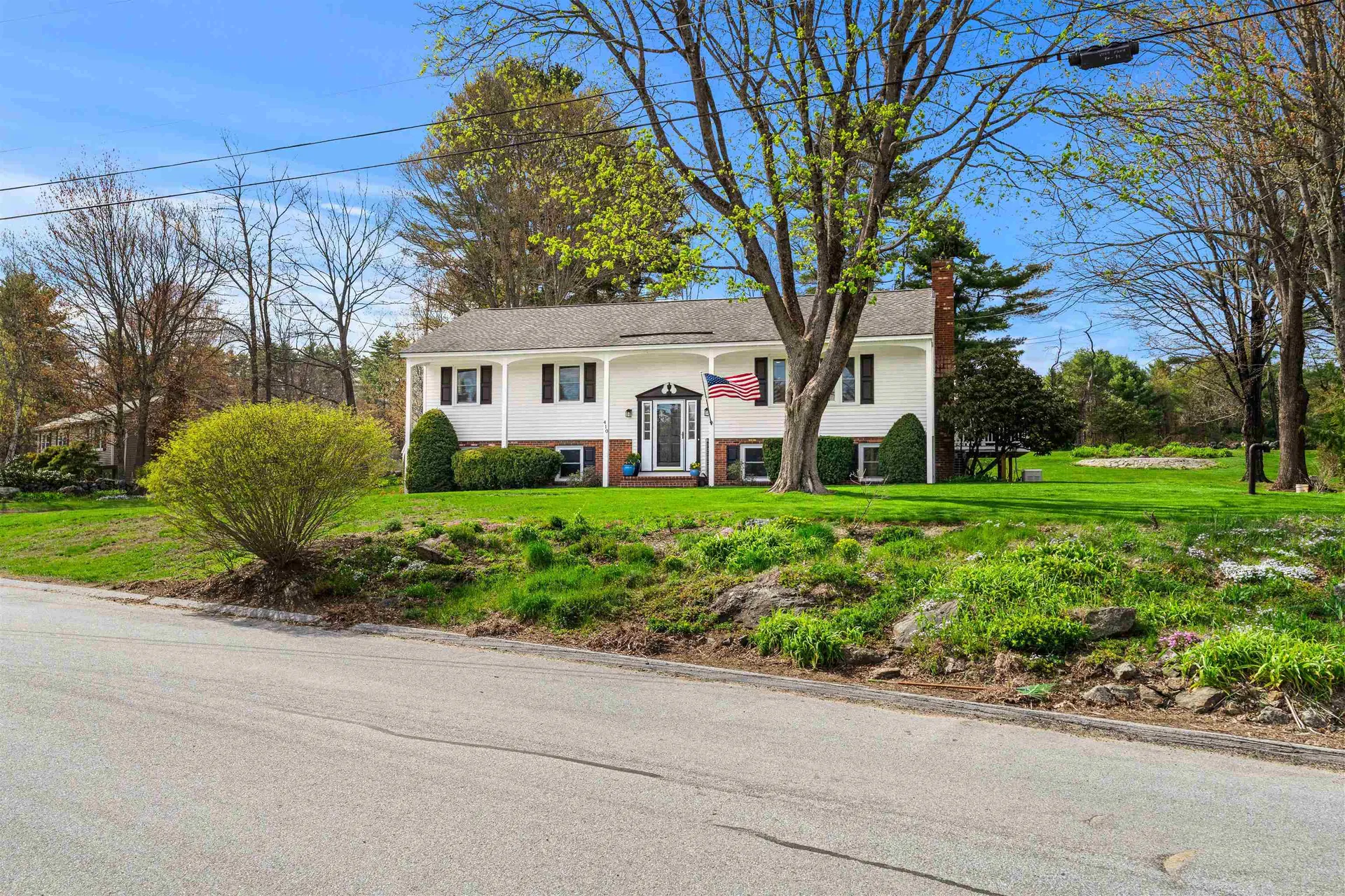 410 E View Drive Pembroke NH 03275