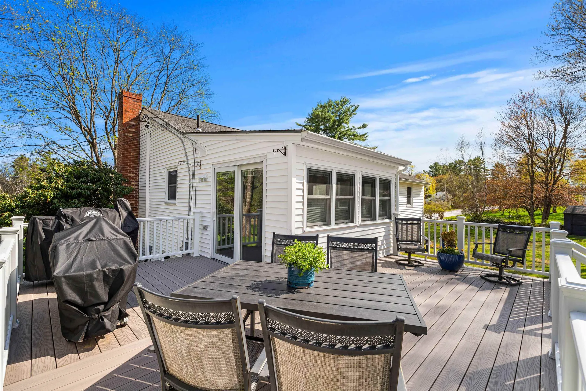 410 E View Drive Pembroke NH 03275