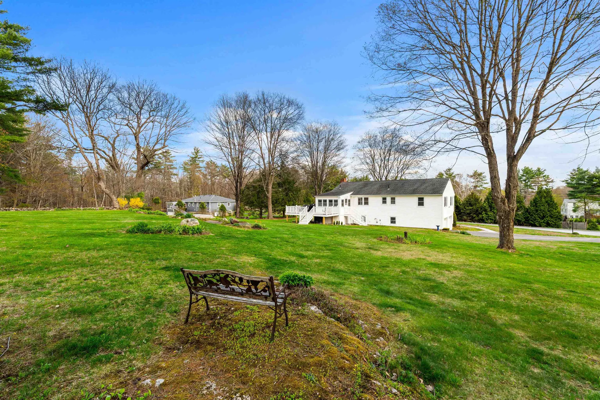 410 E View Drive Pembroke NH 03275