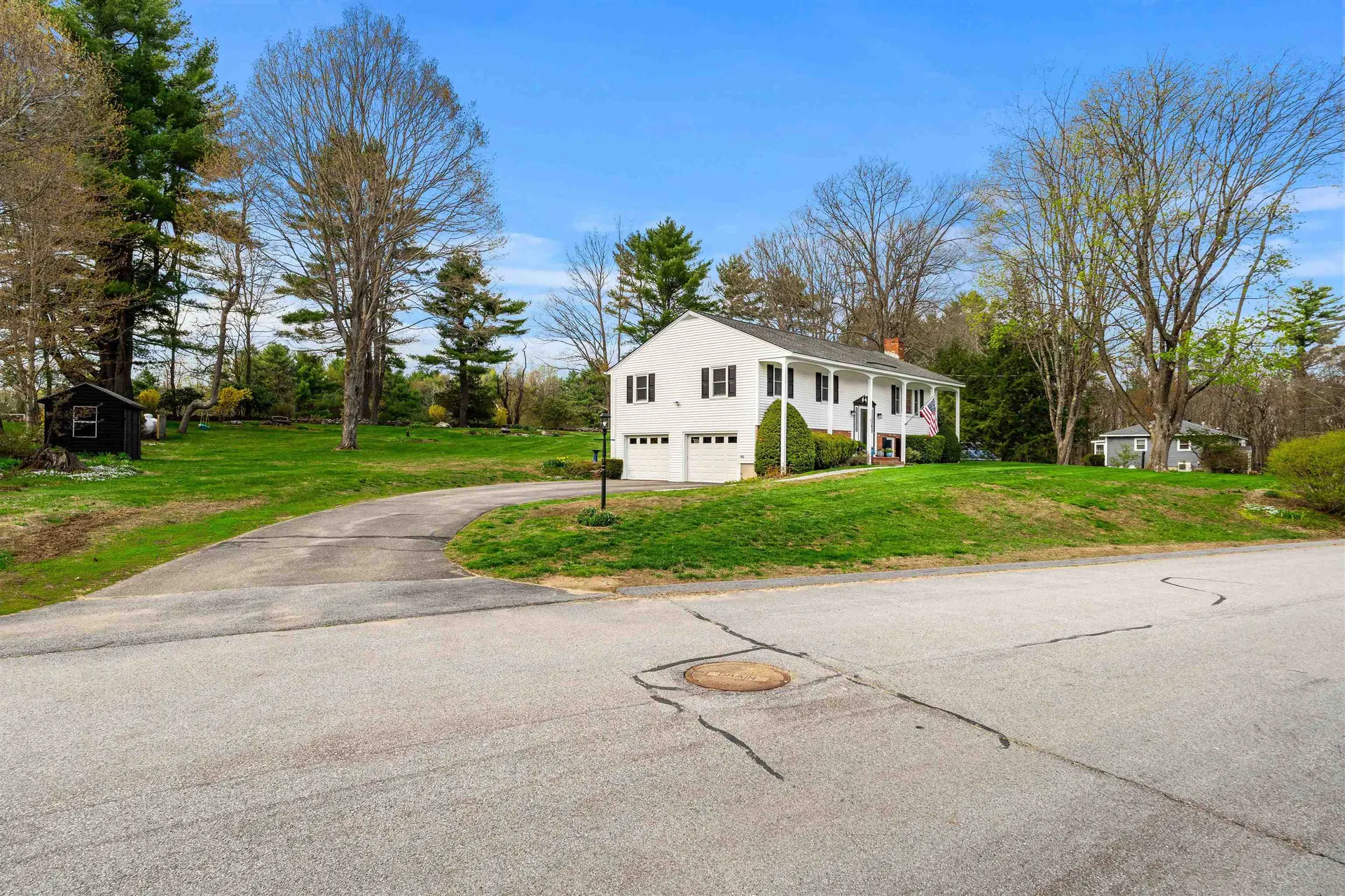 410 E View Drive Pembroke NH 03275