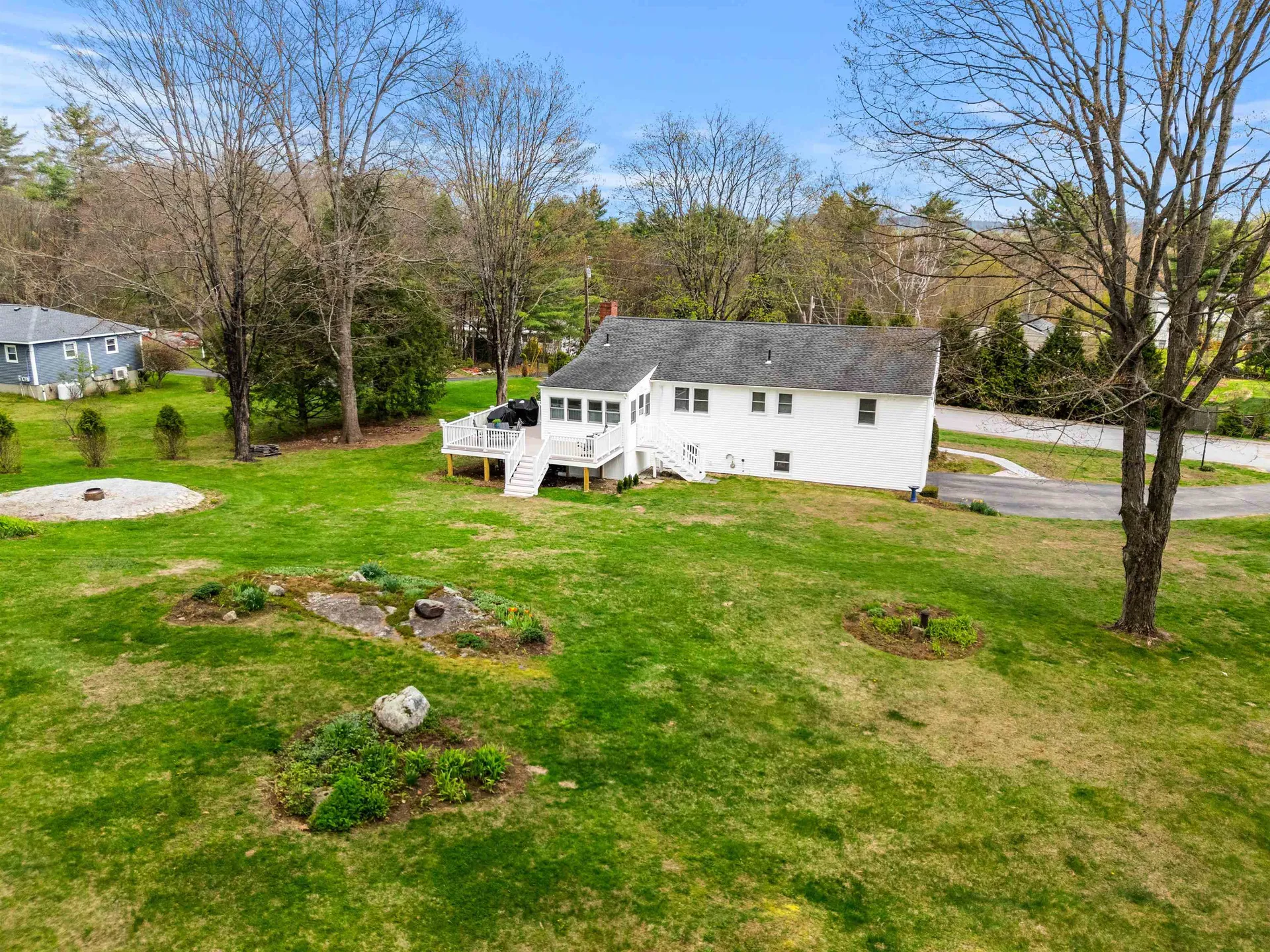 410 E View Drive Pembroke NH 03275