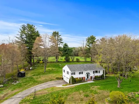 410 E View Drive Pembroke NH 03275