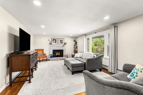 410 E View Drive Pembroke NH 03275