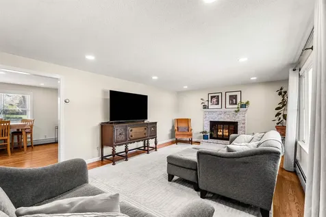 410 E View Drive Pembroke NH 03275