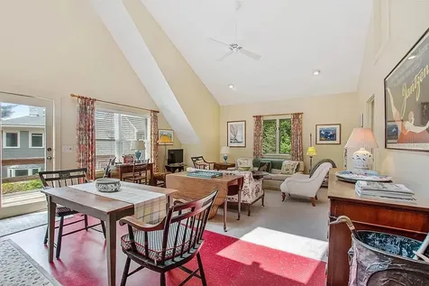 193 Maple Lane New London NH 03257