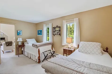 193 Maple Lane New London NH 03257