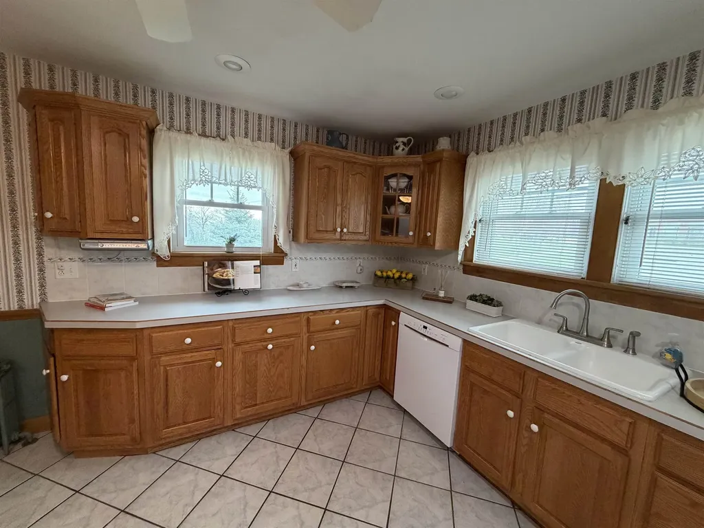 140 Fairfield Street St. Albans City VT 05478