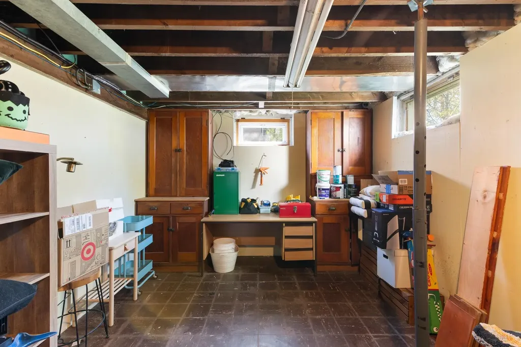 76 Belmont Avenue Brattleboro VT 05301