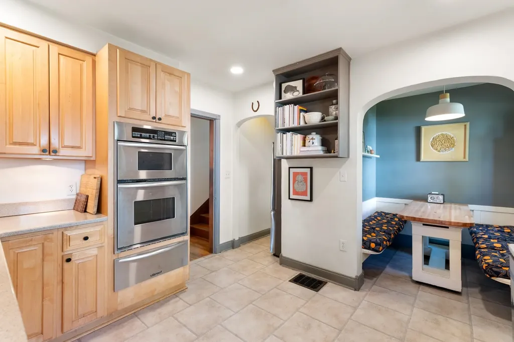 76 Belmont Avenue Brattleboro VT 05301