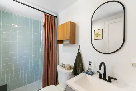 76 Belmont Avenue Brattleboro VT 05301