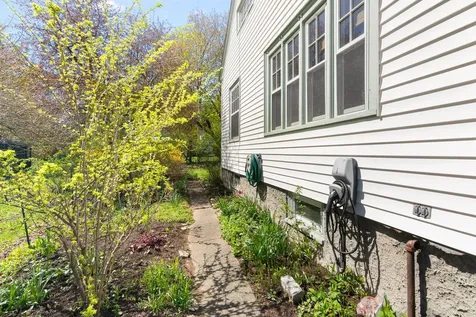 76 Belmont Avenue Brattleboro VT 05301
